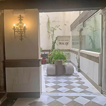 Apartment Estudio Real 3000 Granada